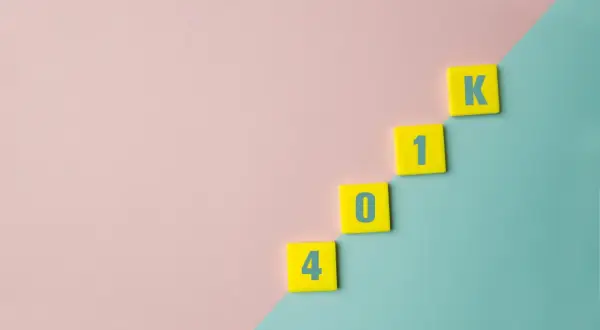 Yellow tiles with numbers 4, 0, 1, and K form a staircase, illustrating the difference between 401a vs 401k retirement plans.